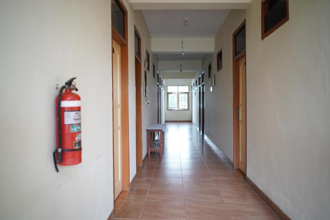 Wisma Grace Ambon Εξωτερικό φωτογραφία